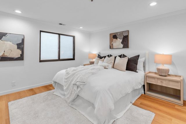 161 California Avenue K104, Palo Alto, CA 94306