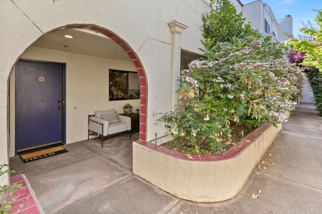 161 California Avenue K104, Palo Alto, CA 94306