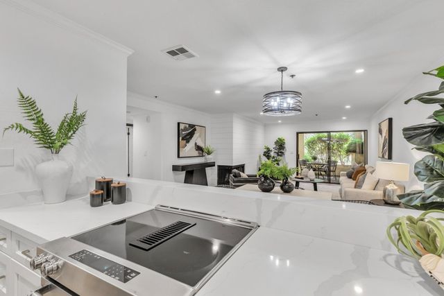 161 California Avenue K104, Palo Alto, CA 94306