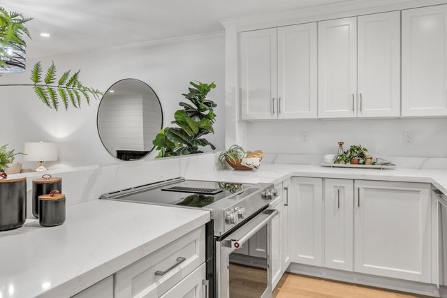 161 California Avenue K104, Palo Alto, CA 94306
