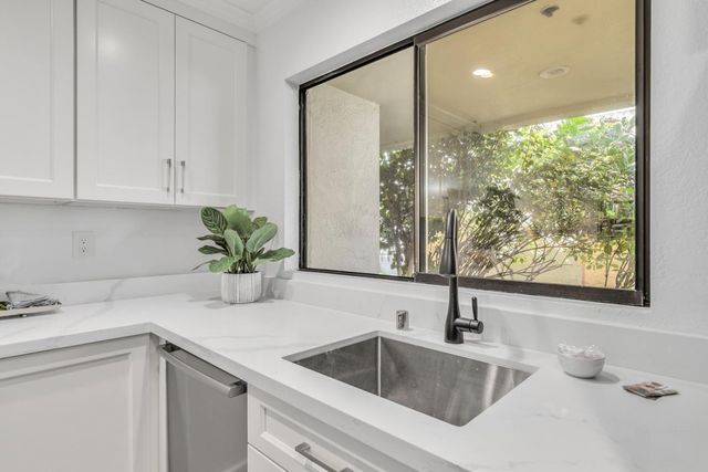161 California Avenue K104, Palo Alto, CA 94306