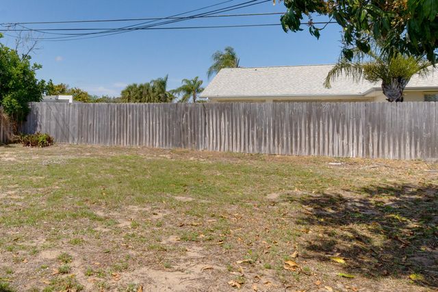 210 Cassia Boulevard, Satellite Beach, FL 32937