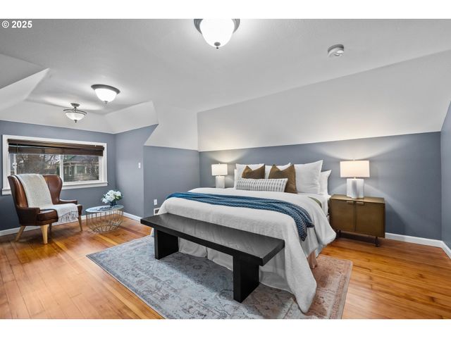 533 Ne FARGO St, Portland, OR 97212