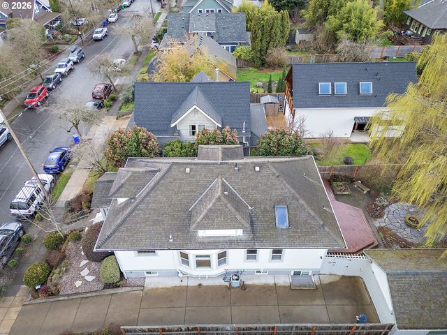 533 Ne FARGO St, Portland, OR 97212