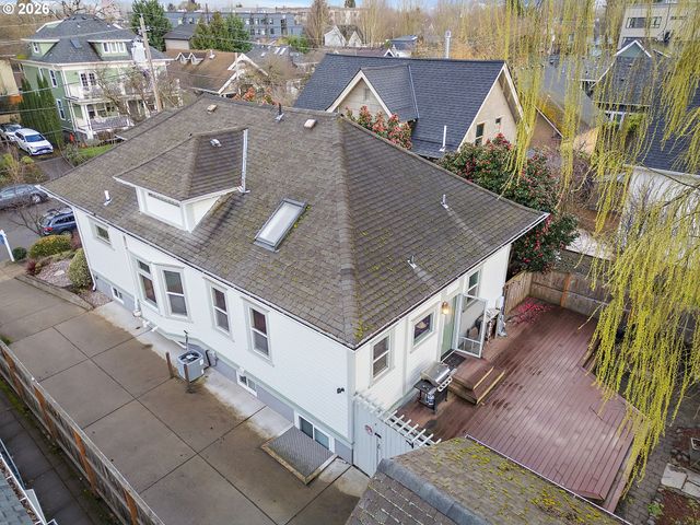 533 Ne FARGO St, Portland, OR 97212