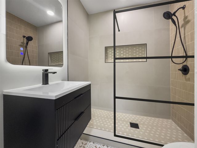 912 N Windomere Avenue 912.5, Dallas, TX 75208