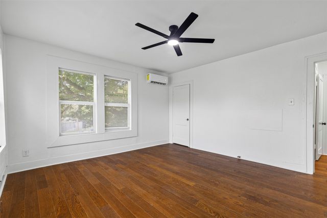 912 N Windomere Avenue 912.5, Dallas, TX 75208