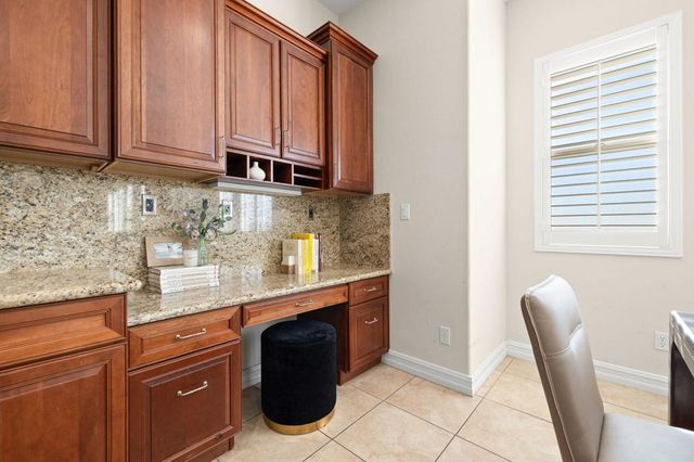 7641 Kingdom Drive, Riverside, CA 92506