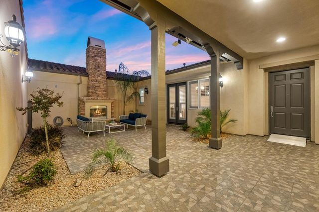7641 Kingdom Drive, Riverside, CA 92506