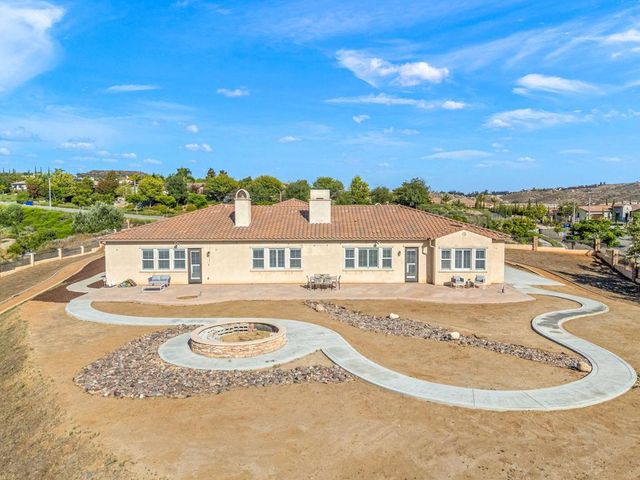 7641 Kingdom Drive, Riverside, CA 92506