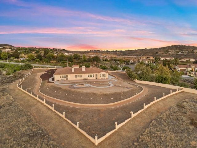 7641 Kingdom Drive, Riverside, CA 92506