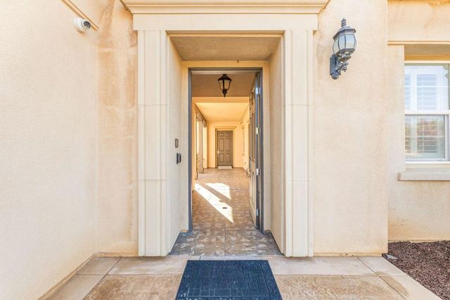 7641 Kingdom Drive, Riverside, CA 92506