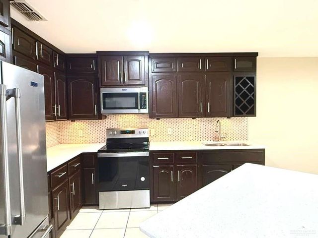 3402 Mossy Oak Drive, Edinburg, TX 78542