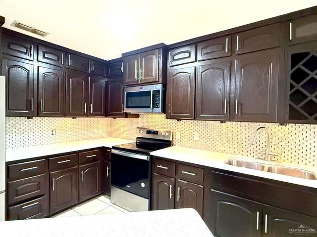 3402 Mossy Oak Drive, Edinburg, TX 78542