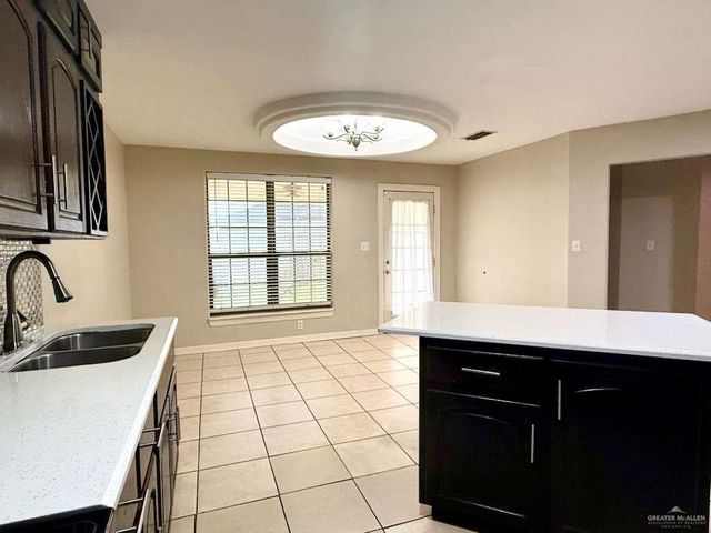 3402 Mossy Oak Drive, Edinburg, TX 78542