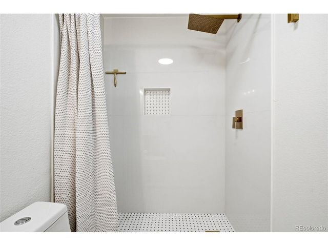 3937 Zuni St, Denver, CO 80211