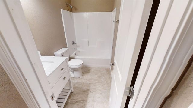3208 E Easton Street, Tulsa, OK 74110