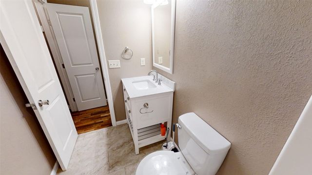 3208 E Easton Street, Tulsa, OK 74110