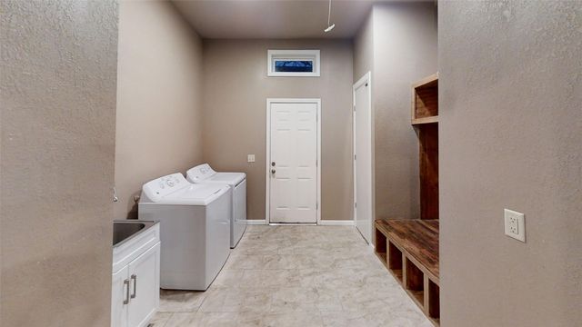 3208 E Easton Street, Tulsa, OK 74110