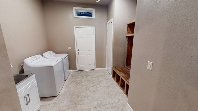 3208 E Easton Street, Tulsa, OK 74110