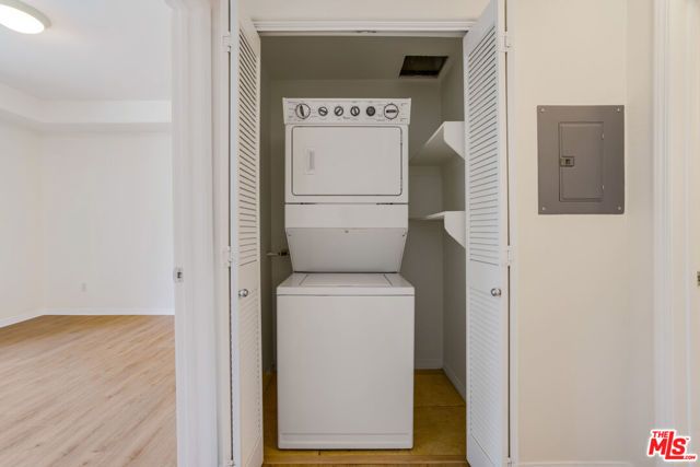 13044 Pacific Promenade 121, Los Angeles, CA 90094