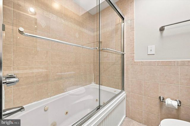 325 E PLEASANT ST, Philadelphia, PA 19119