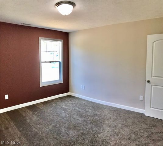 3483 Wicker Street NE, Canton, OH 44721