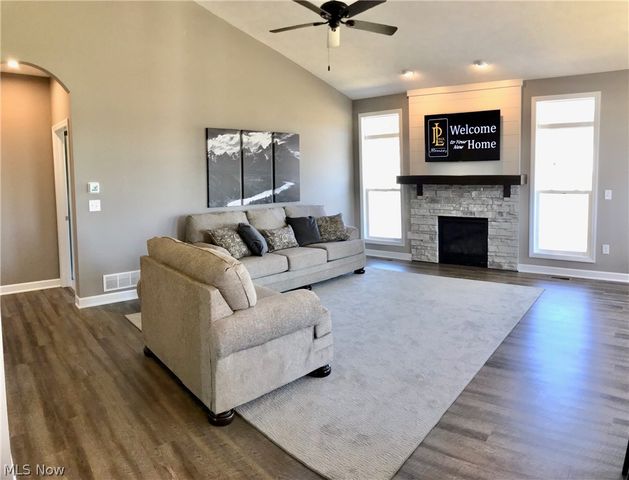 3483 Wicker Street NE, Canton, OH 44721