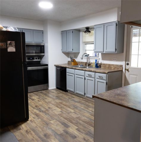 201 Fm 1160 Road, Louise, TX 77455