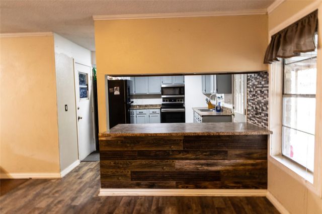 201 Fm 1160 Road, Louise, TX 77455