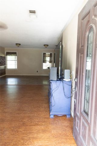 201 Fm 1160 Road, Louise, TX 77455