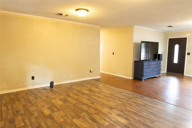 201 Fm 1160 Road, Louise, TX 77455