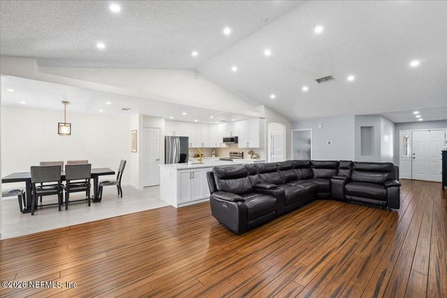 10251 TREVOR CREEK Drive S, Jacksonville, FL 32257