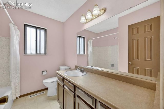 5840 Del Paz Drive, Colorado Springs, CO 80918