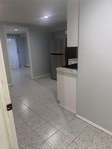 132-11 11 avenue, College Point, NY 11356