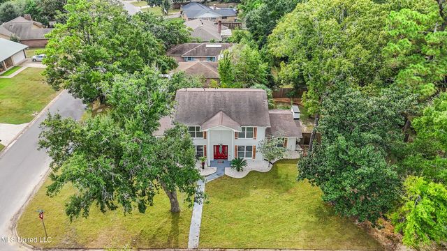 2230 Baywood Drive, Biloxi, MS 39532