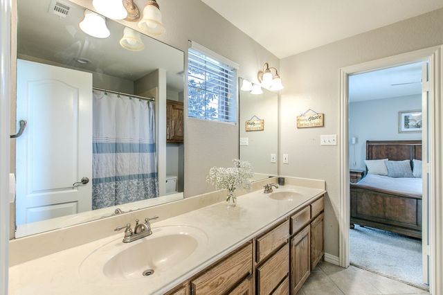 3133 Belmont Lane, Terrell, TX 75160