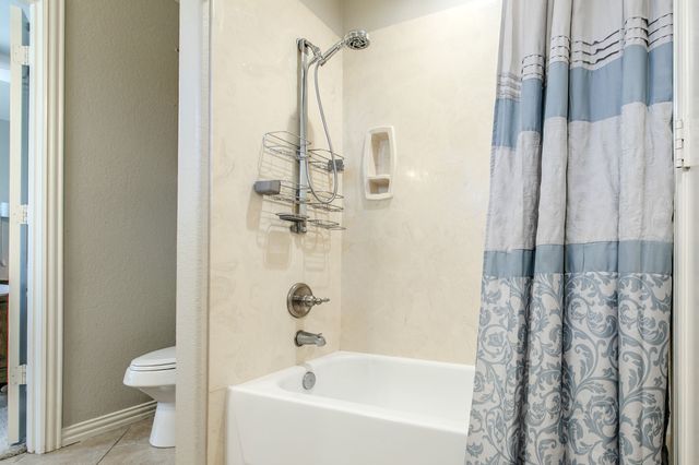 3133 Belmont Lane, Terrell, TX 75160