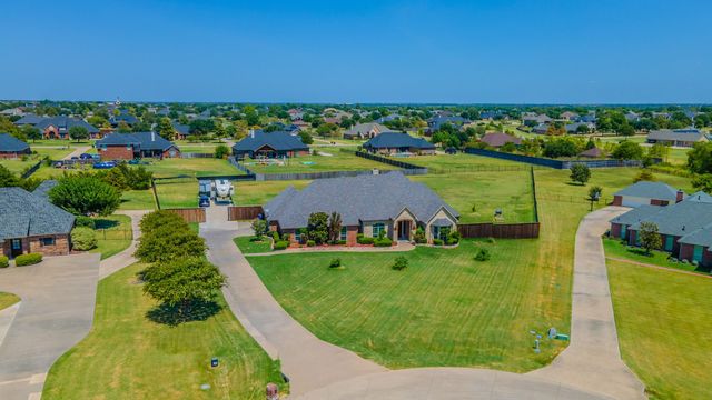 3133 Belmont Lane, Terrell, TX 75160