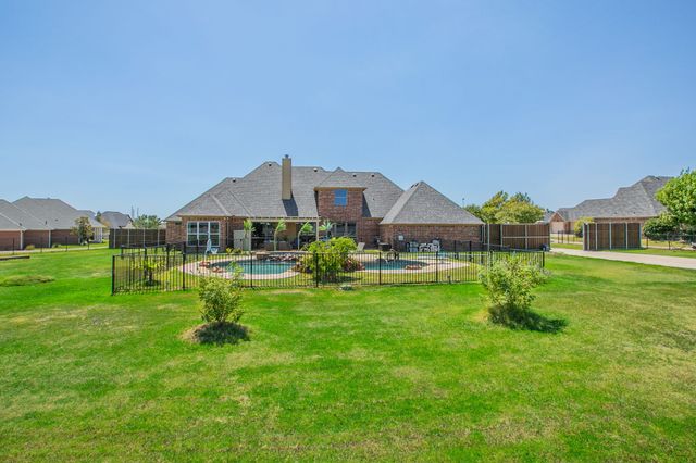 3133 Belmont Lane, Terrell, TX 75160