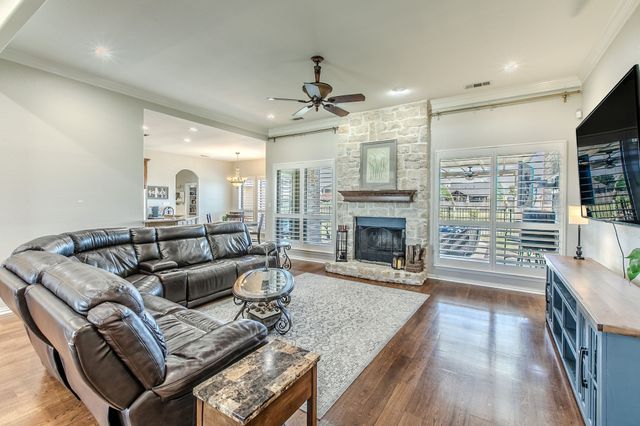 3133 Belmont Lane, Terrell, TX 75160