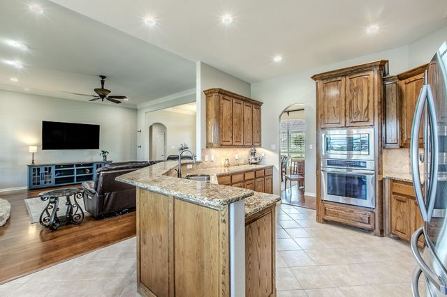3133 Belmont Lane, Terrell, TX 75160