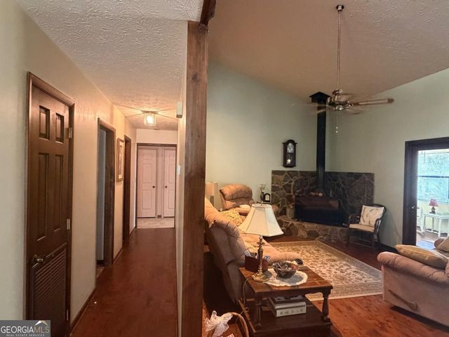 77 Jimmy Boatright Road, Hazlehurst, GA 31539