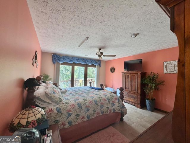 77 Jimmy Boatright Road, Hazlehurst, GA 31539