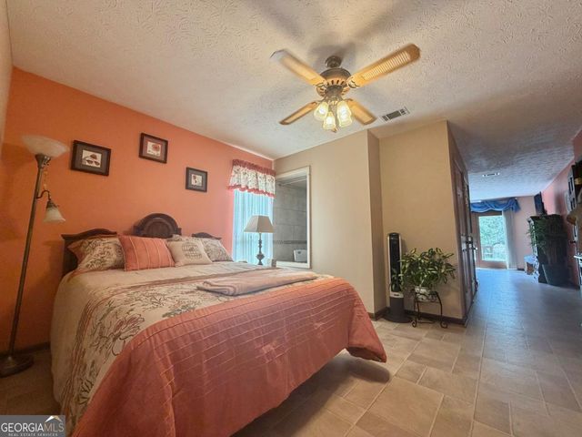 77 Jimmy Boatright Road, Hazlehurst, GA 31539