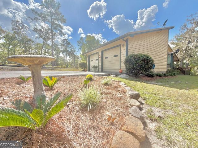 77 Jimmy Boatright Road, Hazlehurst, GA 31539