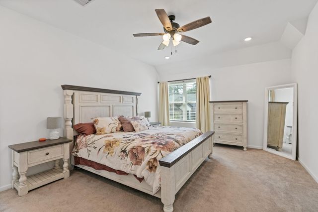 35417 Woodtrace Circle, Pinehurst, TX 77362