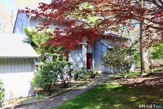 14 Round Hill Road, Shelton, CT 06484