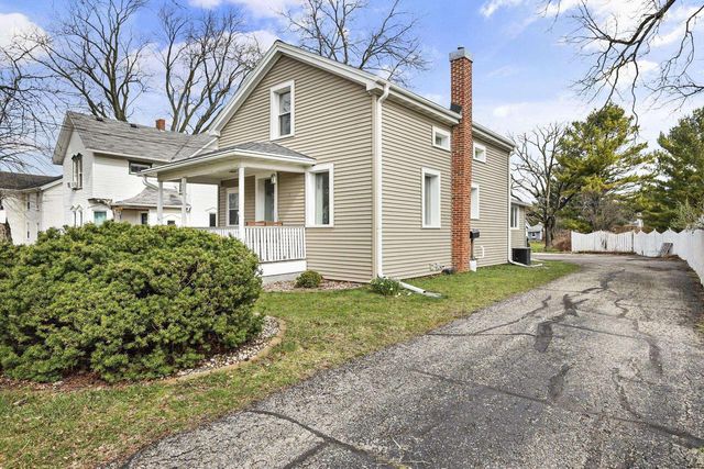 528 E Madison Avenue, Milton, WI 53563