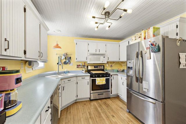 528 E Madison Avenue, Milton, WI 53563